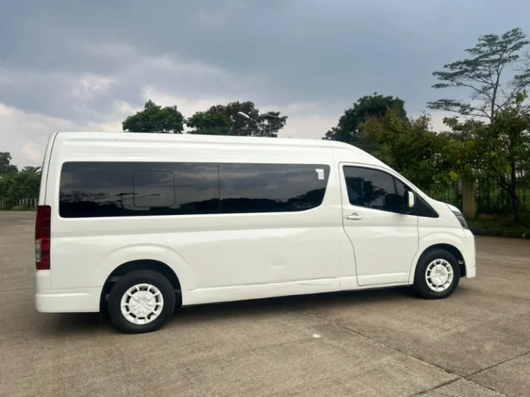 Rombongan / Family Van